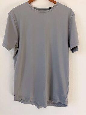Cuts Clothing Gray Crew Neck Short Sleeve Tee